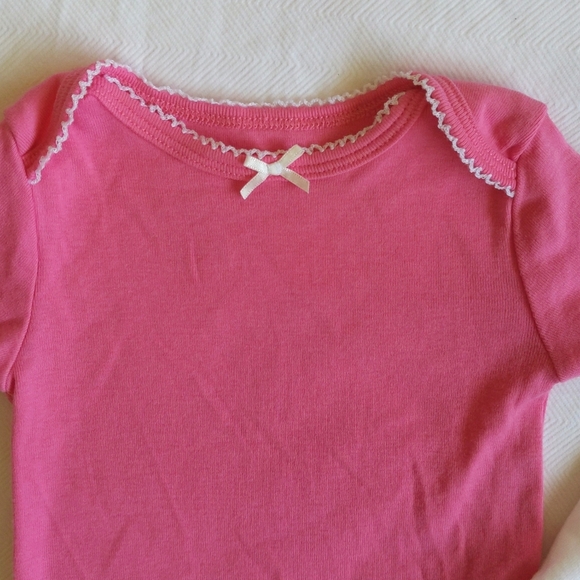 joe fresh 2-pack picot-trimmed pink & white bodysuit diaper shirts 6 months baby - Picture 3 of 7